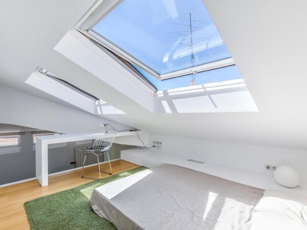 Apartamento De Diseno De Lujo En Lavapies Alquiler Temporal Madrid Esterno foto